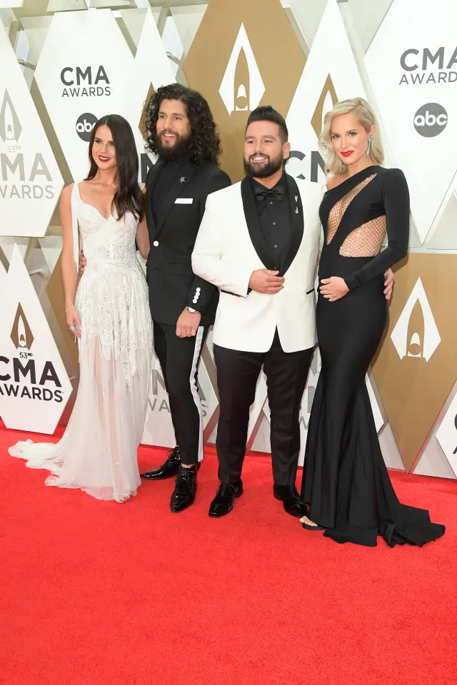 dan and shay wife died
